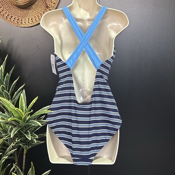 Dolphin Aquashape Tummy control,UV protection,scoop neck/back,shape retention - Picture 2 of 14